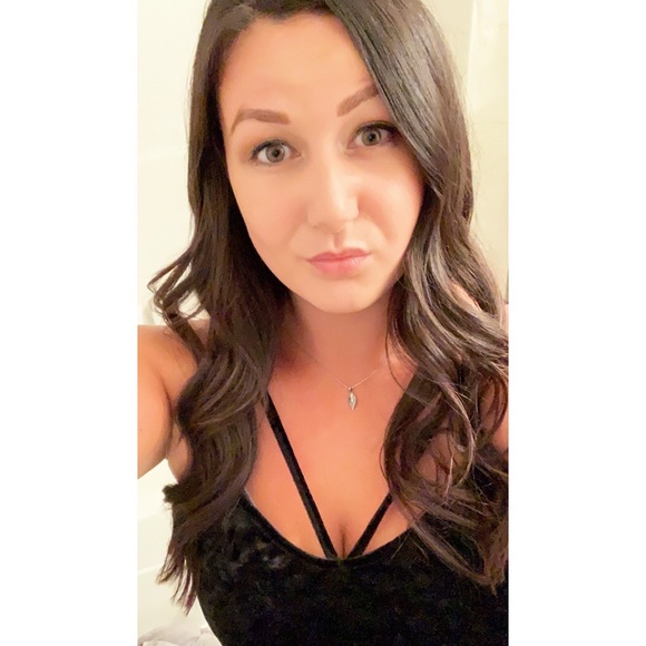 Meet your Posher, Kelli - Picture 1 of 1